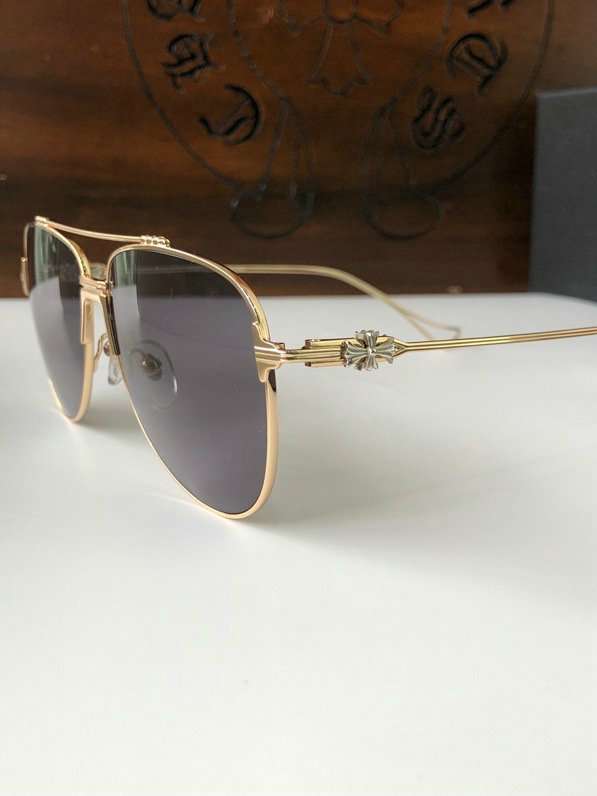 Picture of Chrome Hearts Sunglasses _SKUfw39283130fw